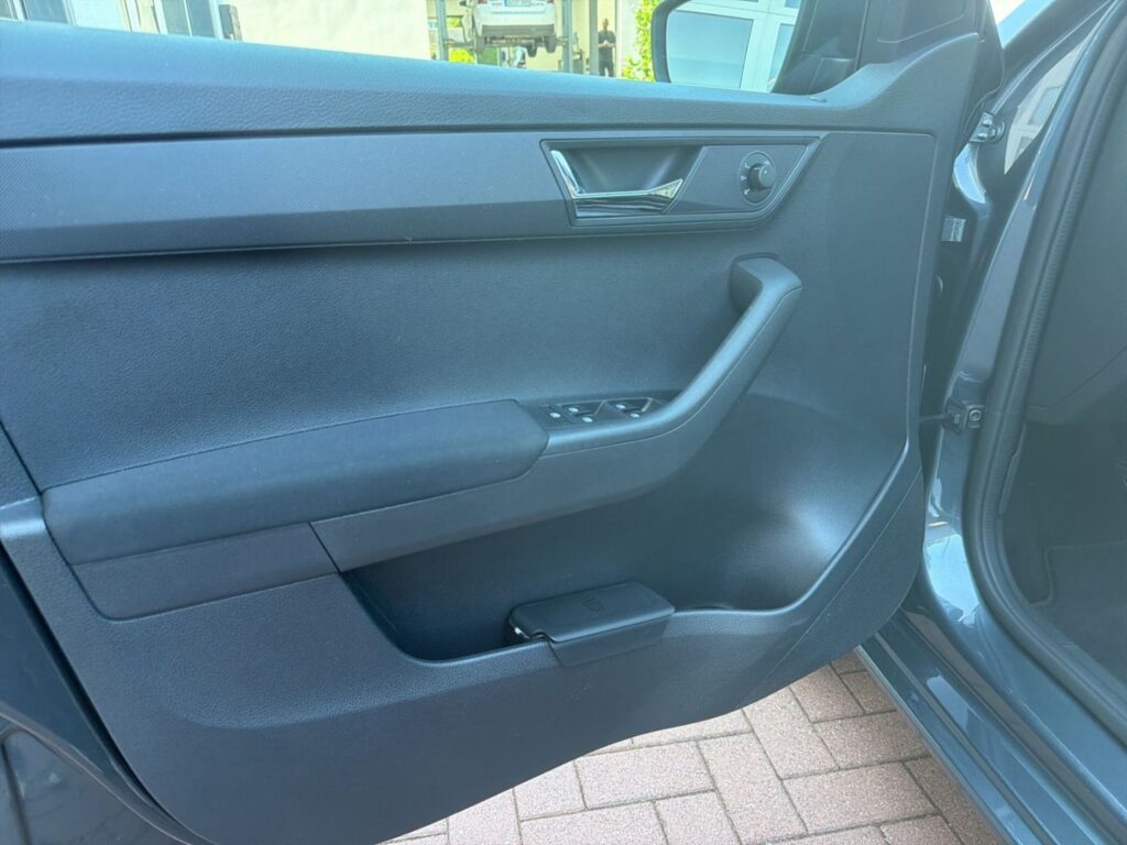Fabia Combi 1.0 TSI Ambition Klimaaut. Tempomat