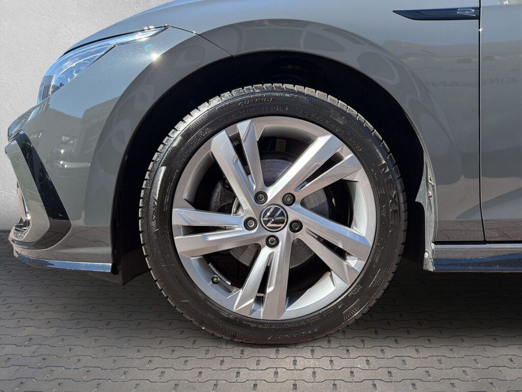 Golf R-Line -Line 1,5 TSI Kamera Klimaaut. Led