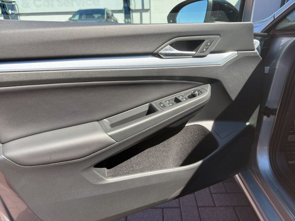 Golf Variant Energy 1.5 eTSI DSG Ganzj.Reifen Ka