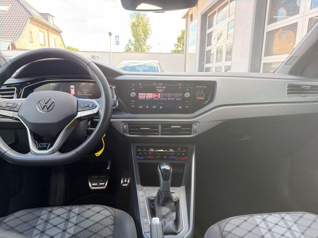 Polo R-Line 1,0 TSI DSG Kamera Led