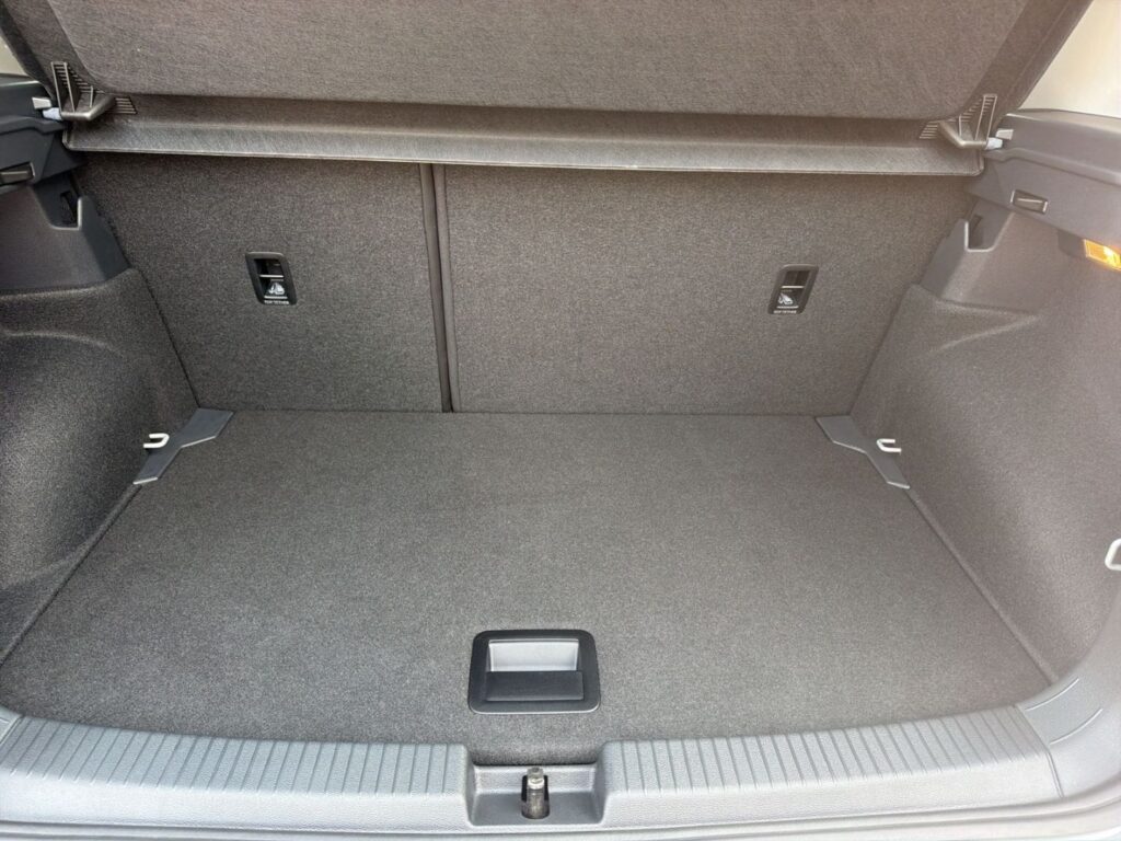 T-Cross Life 1.0 TSI Ganzj.Reifen Led