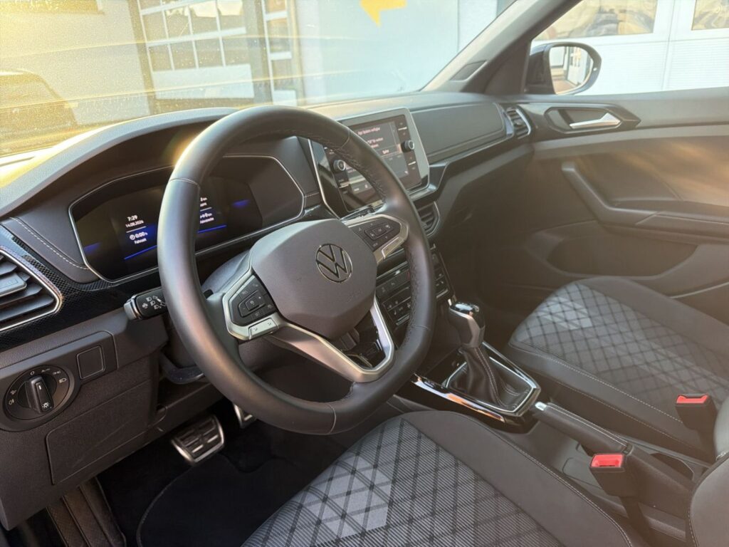 T-Cross R-Line 1.0 TSI DSG Black-Style IQ-Light