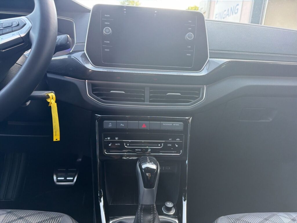 T-Cross R-Line 1.0 TSI DSG Black-Style Kamera IQ