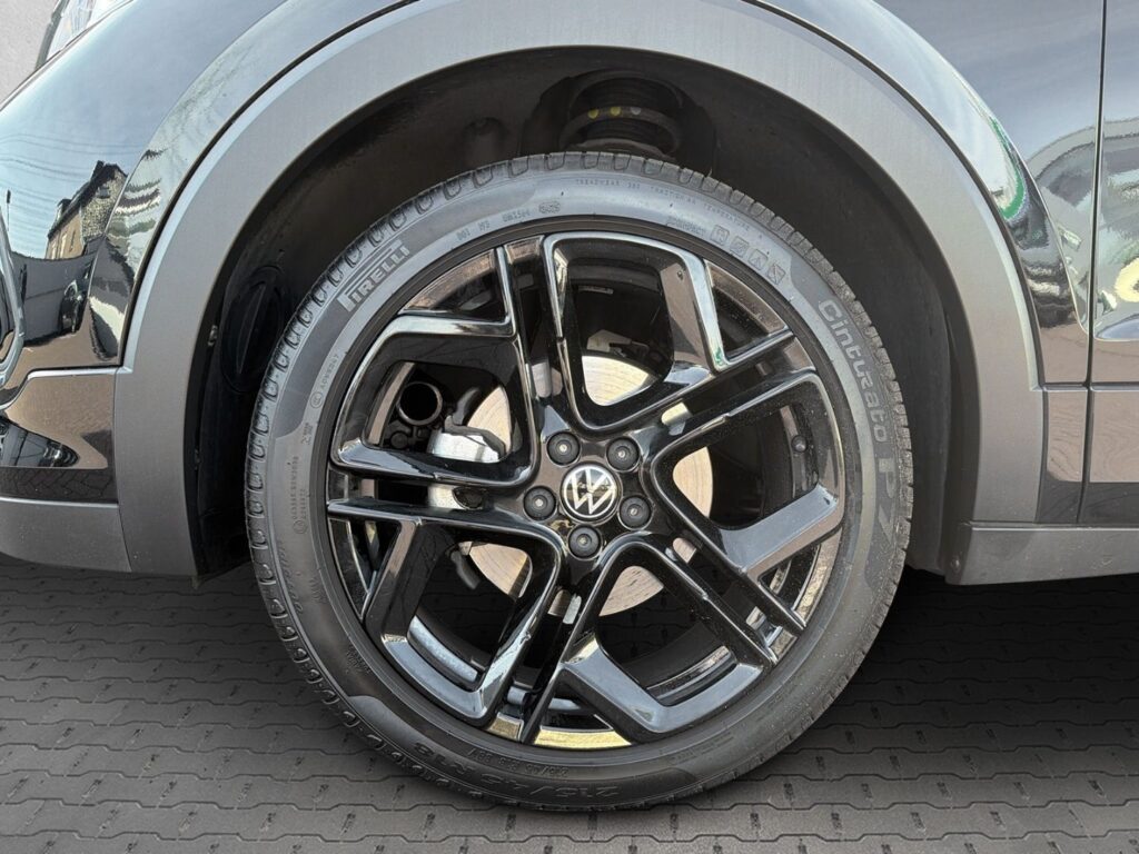 T-Cross R-Line 1.0 TSI DSG Black-Style Kamera IQ