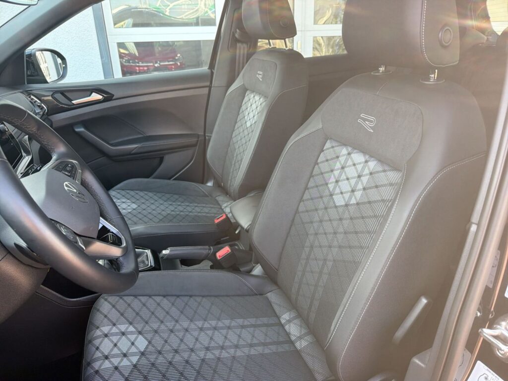 T-Cross R-Line 1.0 TSI DSG Black-Style Kamera IQ