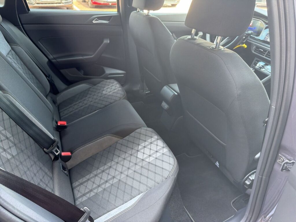 Taigo R-Line 1,0 TSI DSG Ganzj.Reifen Kamera ACC
