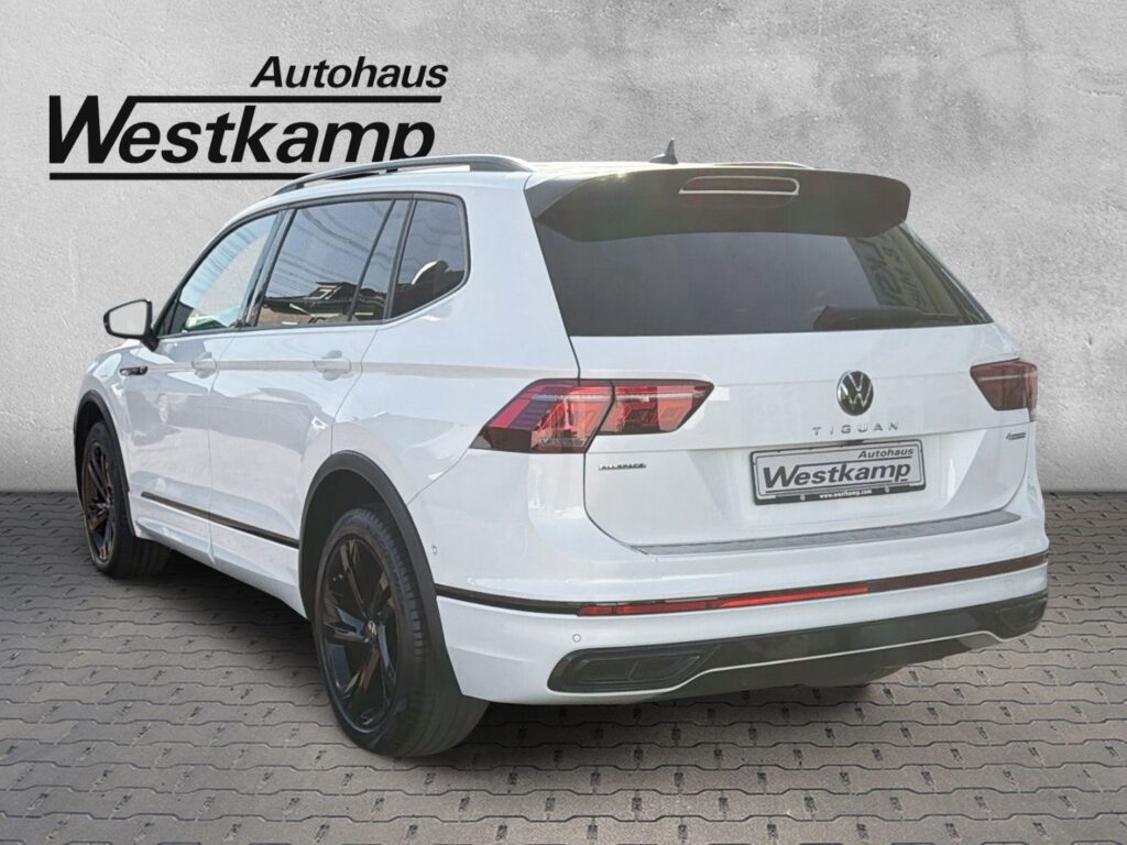 Tiguan Allspace R-Line 2,0 TSI 4Motion DSG Black