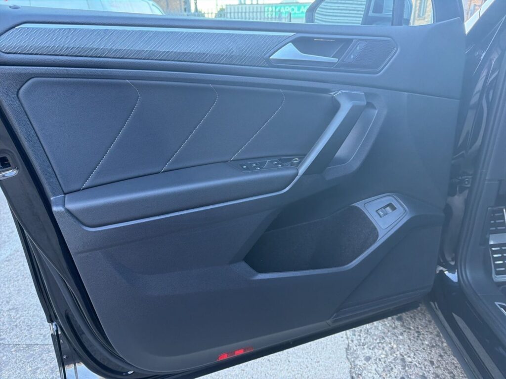 Tiguan Allspace R-Line 2,0 TSI DSG 4Motion