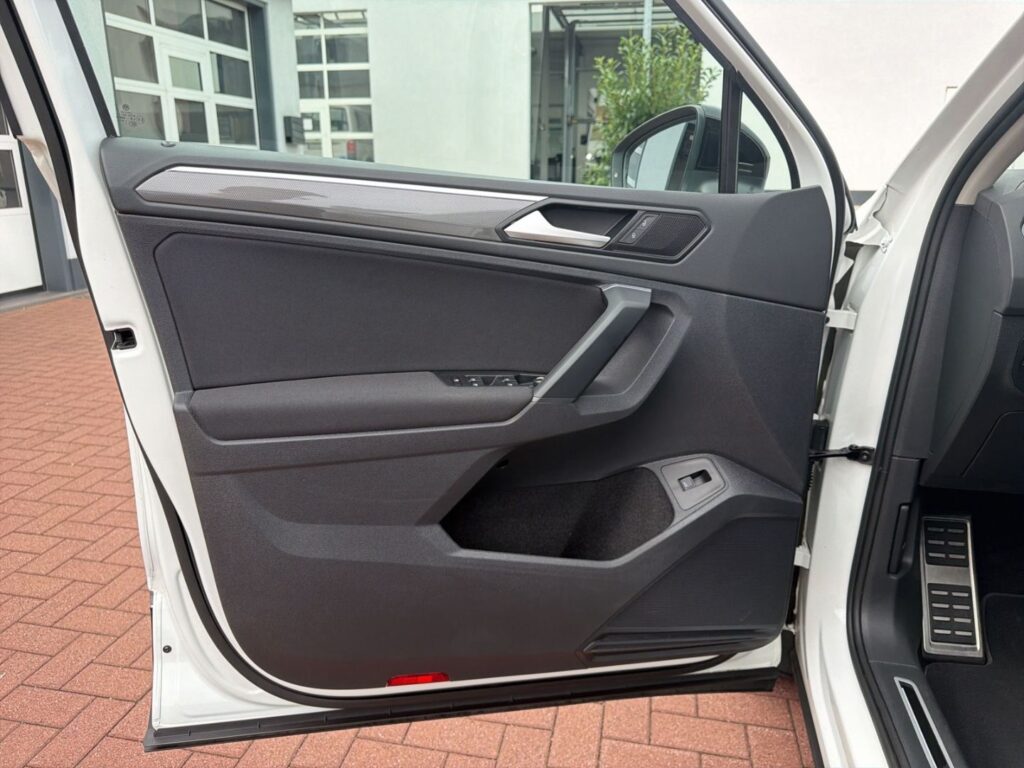 Tiguan IQ-Drive 2.0 TSI DSG 4Motion Ganzj.Reifen
