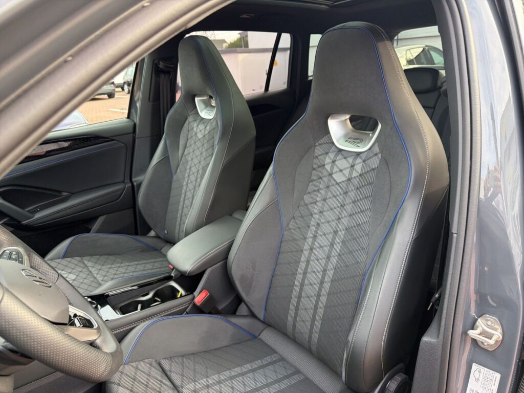 Tiguan R-Line Black-Style 2,0 TSI DSG 4Motion AH