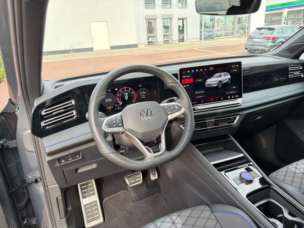 Tiguan R-Line Black-Style 2,0 TSI DSG 4Motion AH
