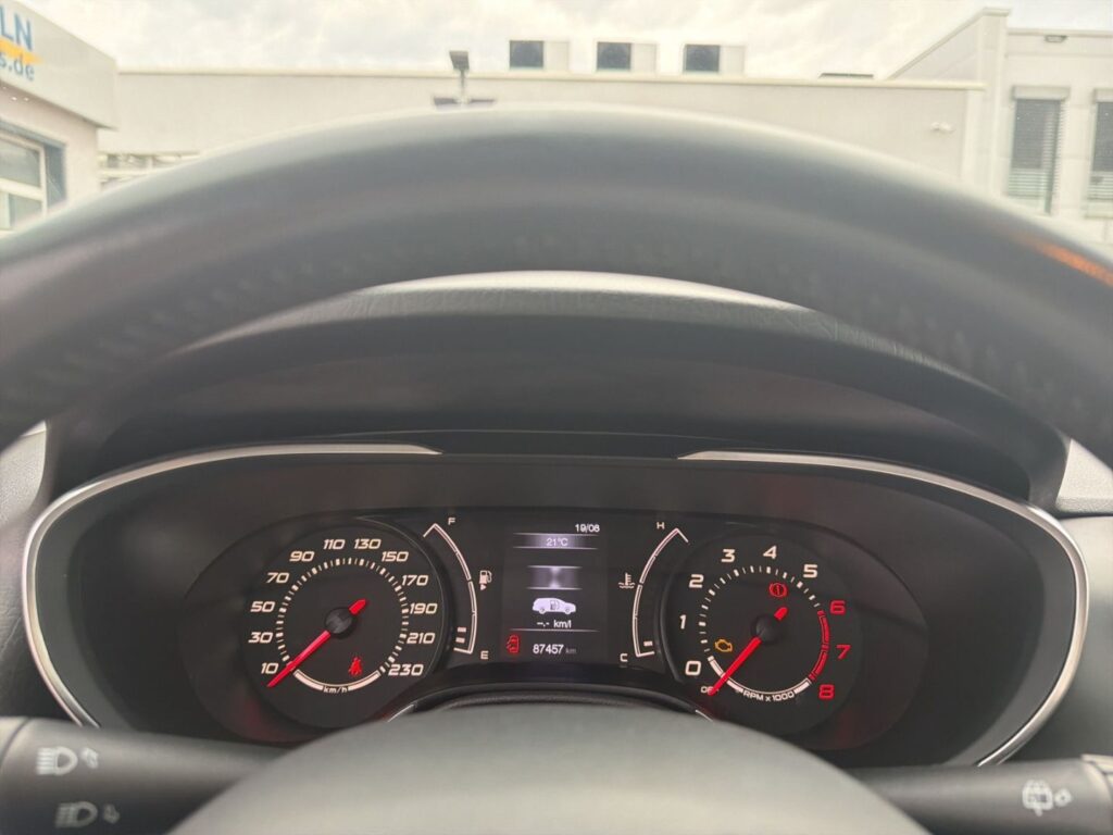 Tipo Kombi 1.4 T-Jet Lounge Kamera Navi