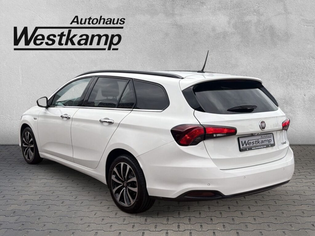 Tipo Kombi 1.4 T-Jet Lounge Kamera Navi