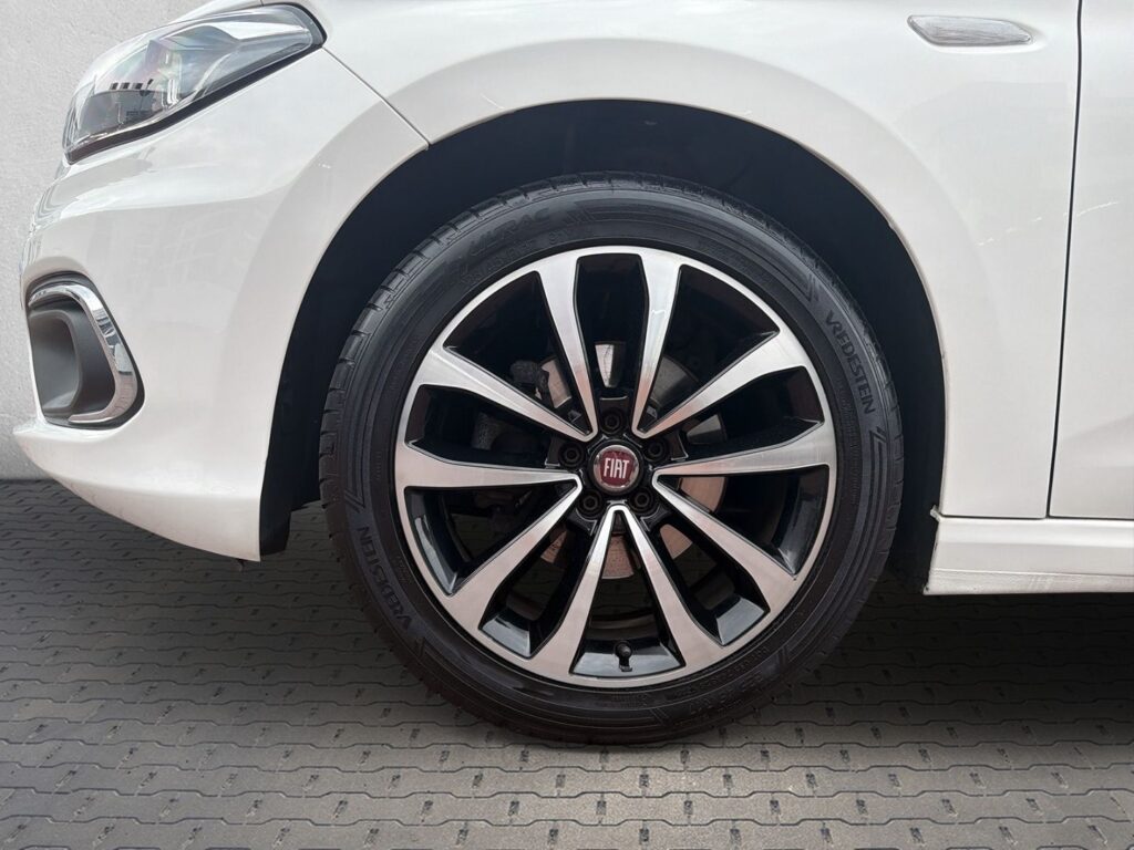 Tipo Kombi 1.4 T-Jet Lounge Kamera Navi
