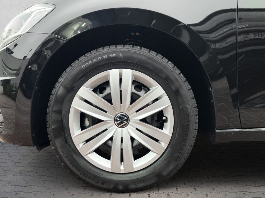 Touran TAXI / MIETWAGEN  schwarz metallic 2.0 TD
