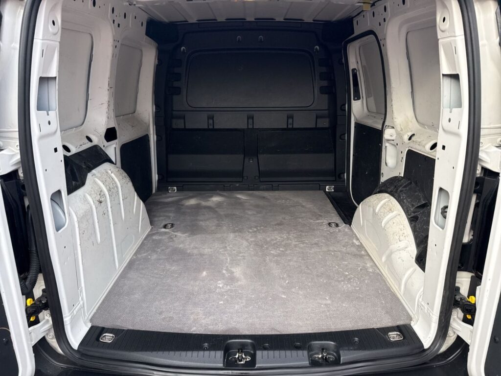 Caddy Cargo 2,0 TDI EcoProfi Ganzj.Reifen Klima