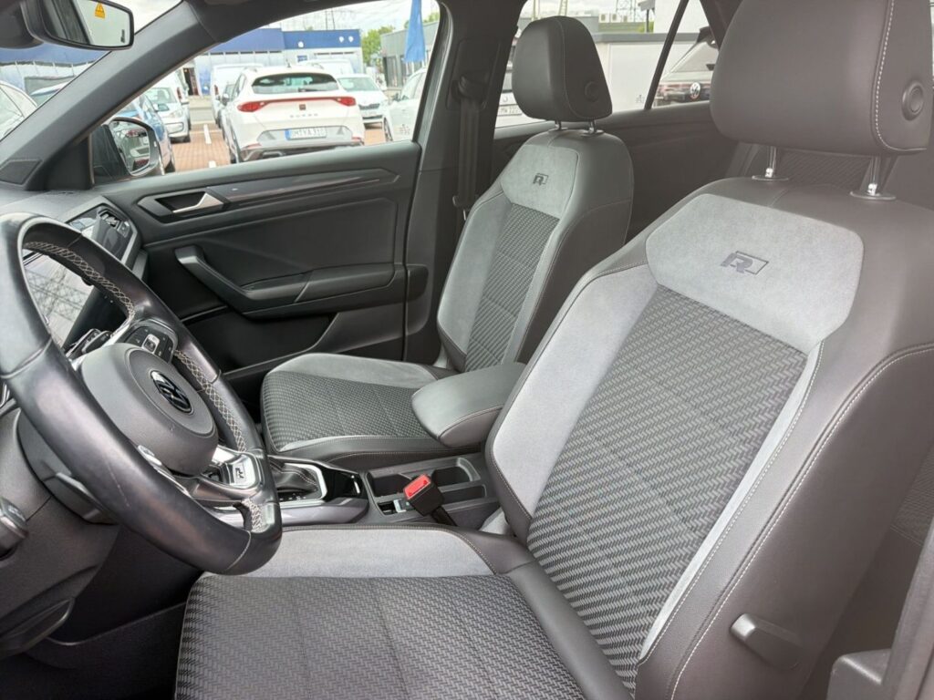 T-Roc Sport 1.5 TSI DSG R-Line Sportpaket AHK