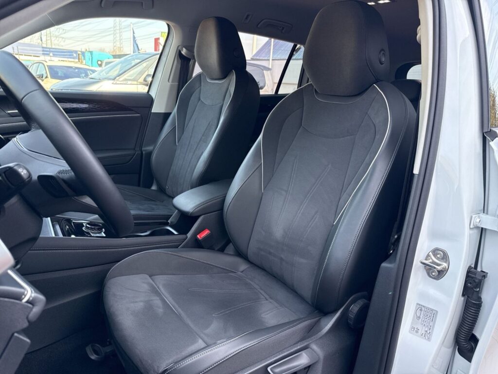 Tayron Elegance 1,5 eTSI DSG 7-Sitze Anh.Kpl. Le