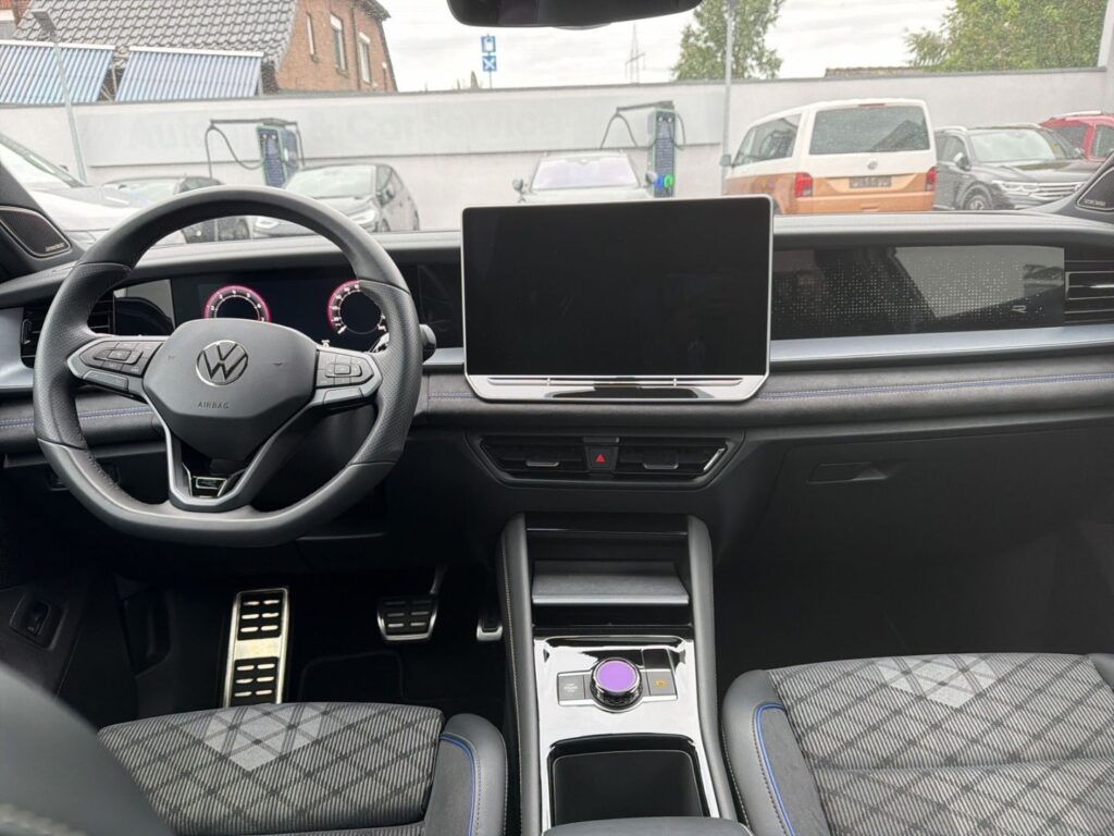 Tayron R-Line 2,0 TSI 4MOTION DSG Black-Style AH