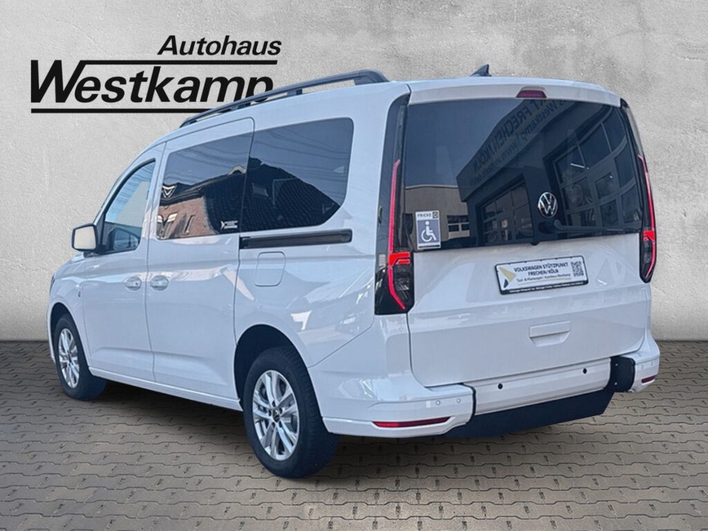 Caddy Maxi ''LIFE'' MIT ROLLSTUHLUMBAU & DREHSIT