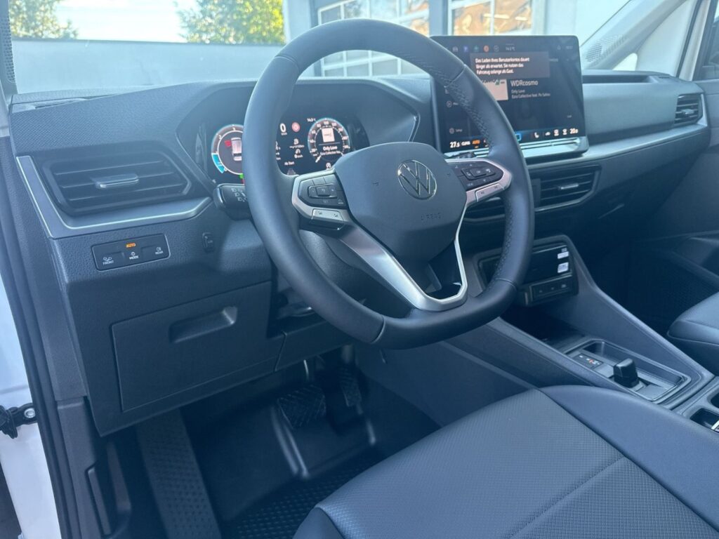 Caddy Maxi ''LIFE'' MIT ROLLSTUHLUMBAU & DREHSIT