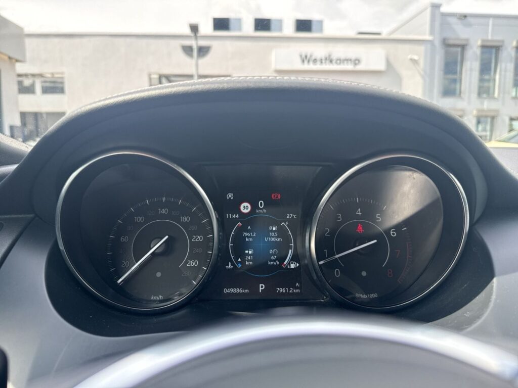 E-Pace P200 R-Dynamic SE AWD Leder Navi-Pro Led