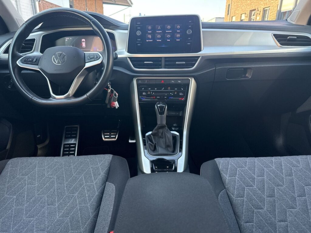 T-Roc Move 1.5 TSI DSG AHK Led Ganzj.Reifen