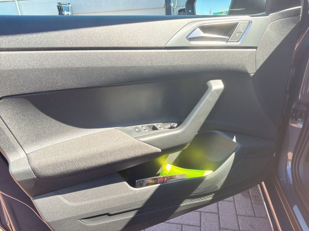 Taigo R-Line 1,0 TSI DSG Ganzj.Reifen IQ-Light