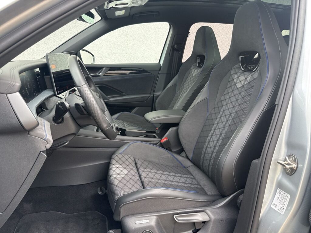 Tayron R-Line Black-Style 2.0 TDI DSG 4Motion AH