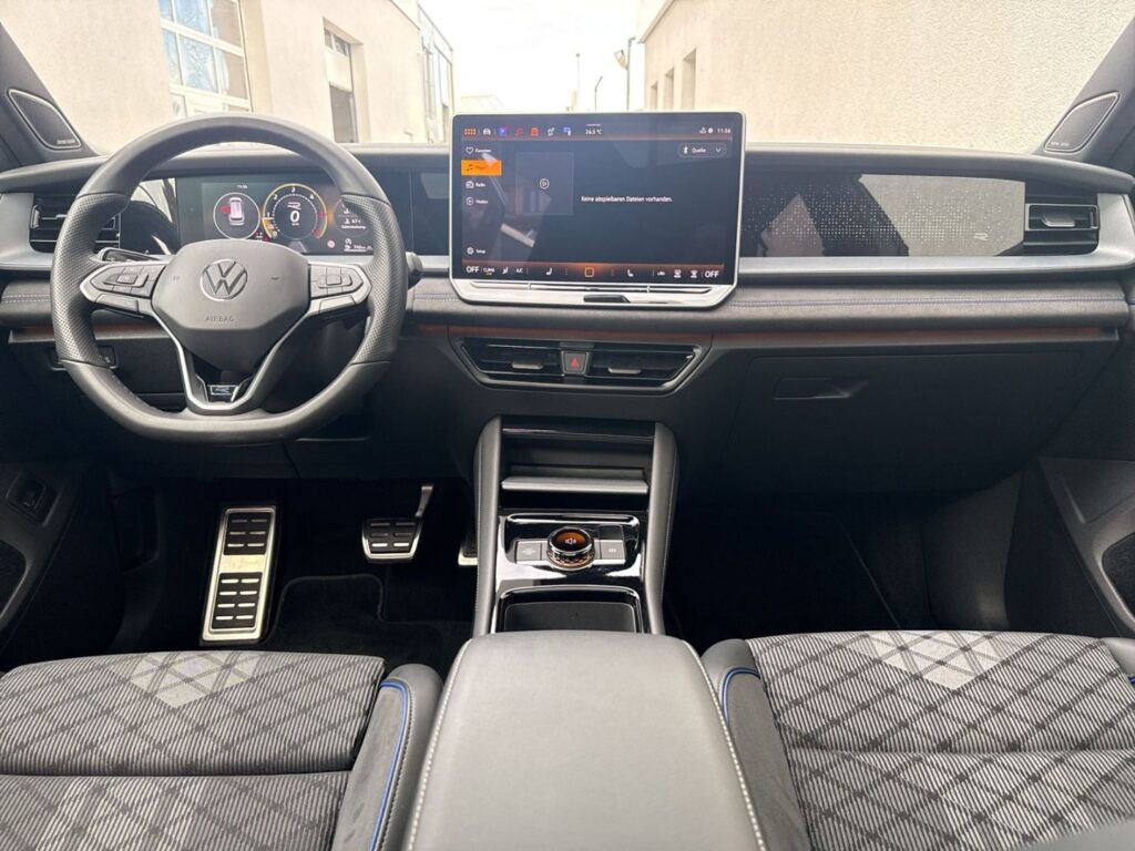 Tayron R-Line Black-Style 2.0 TDI DSG 4Motion AH