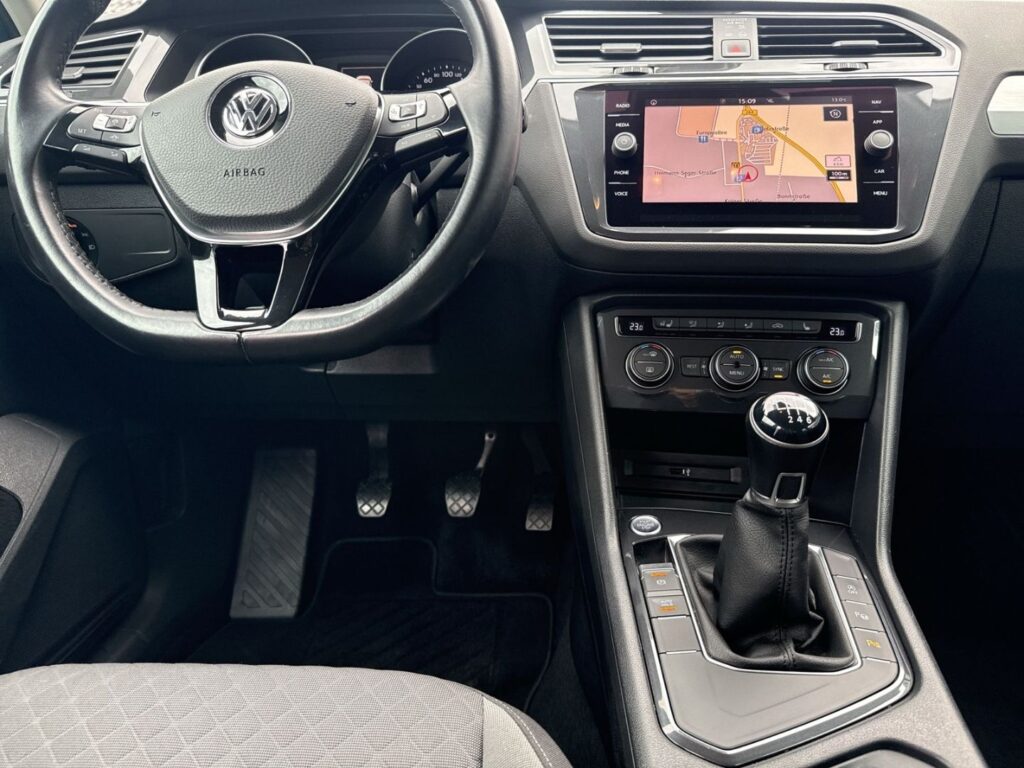 Tiguan Comfortline 1.5 TSI DSG AHK Kamera ACC