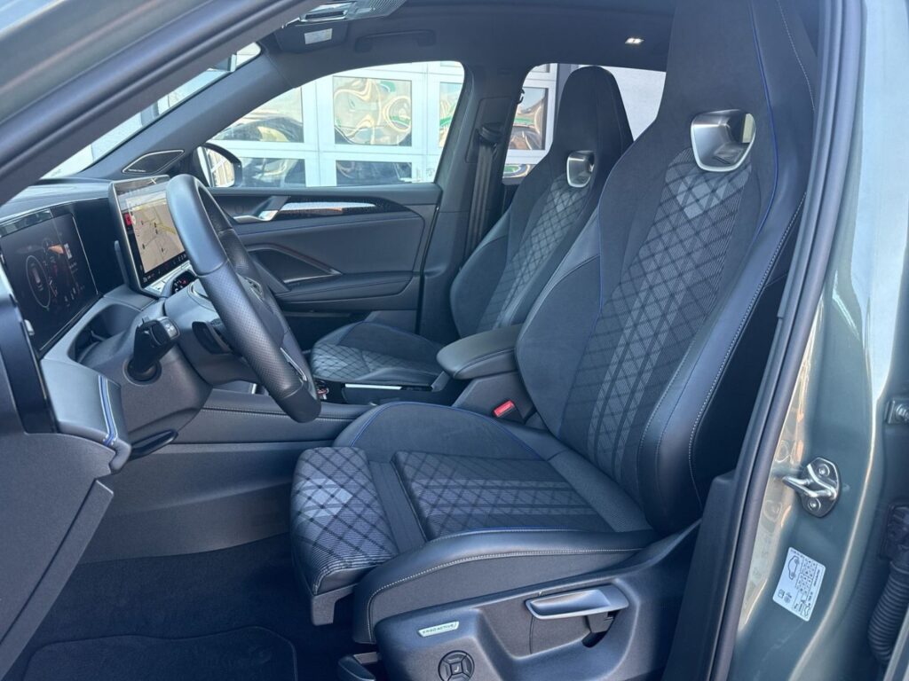 Tiguan R-Line 2.0 TSI DSG 4Motion Black-Style-Pa