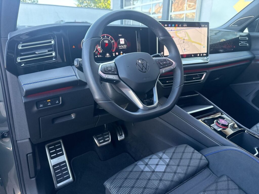 Tiguan R-Line 2.0 TSI DSG 4Motion Black-Style-Pa