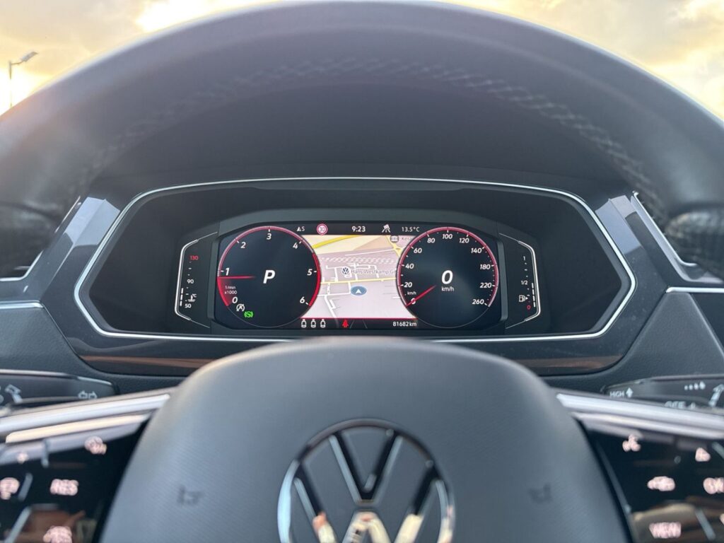 Tiguan R-Line 2,0 TDI 4MOTION DSG AHK Leder ACC