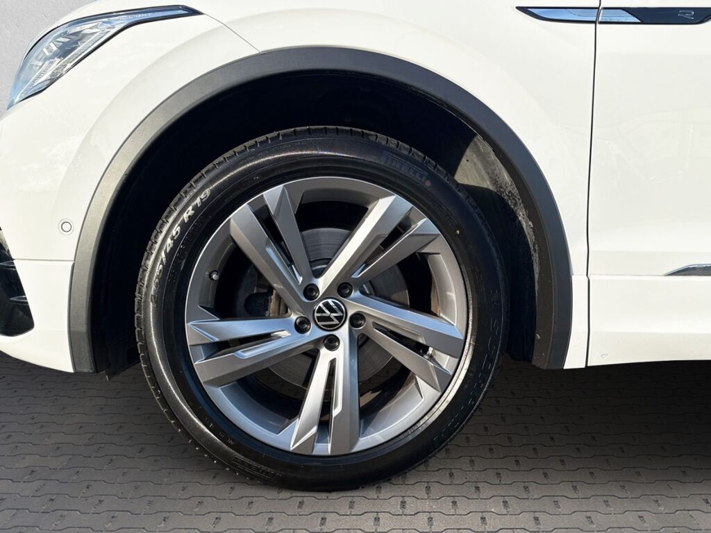 Tiguan R-Line 2,0 TDI 4MOTION DSG AHK Leder ACC