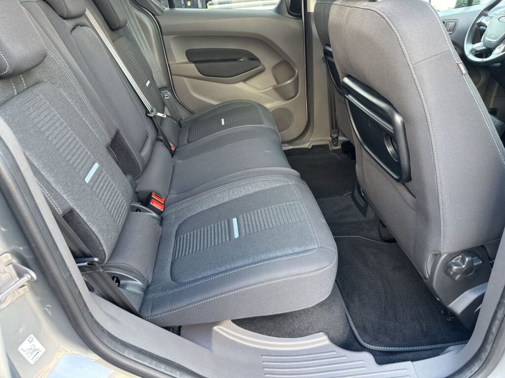 Tourneo Connect 1.5 TDCI Active Panodach Tempoma
