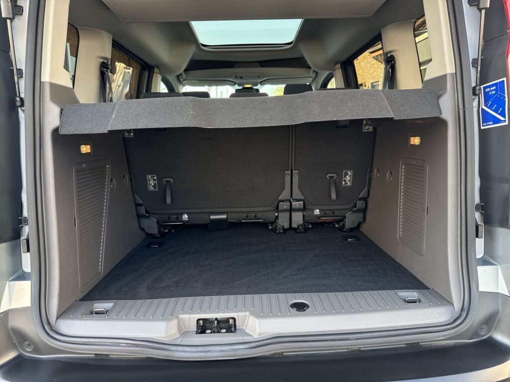 Tourneo Connect 1.5 TDCI Active Panodach Tempoma